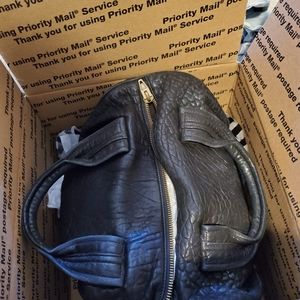 For pretty little treasures ONLY